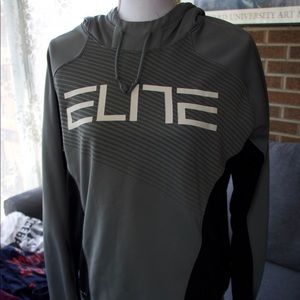 Nike Elite Therma Fit Hoodie size Medium